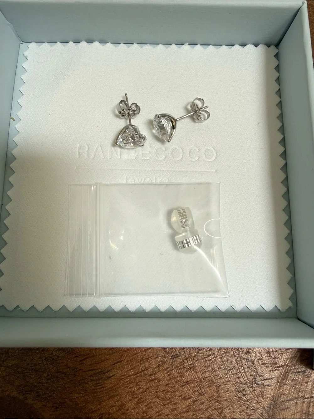 NEW Beautiful 3 Carat CZ Earrings